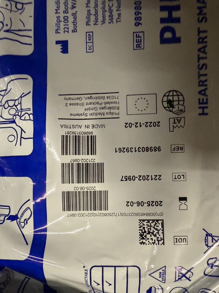 Philips Heartstart FR2+ Automated External Defibrillator AED