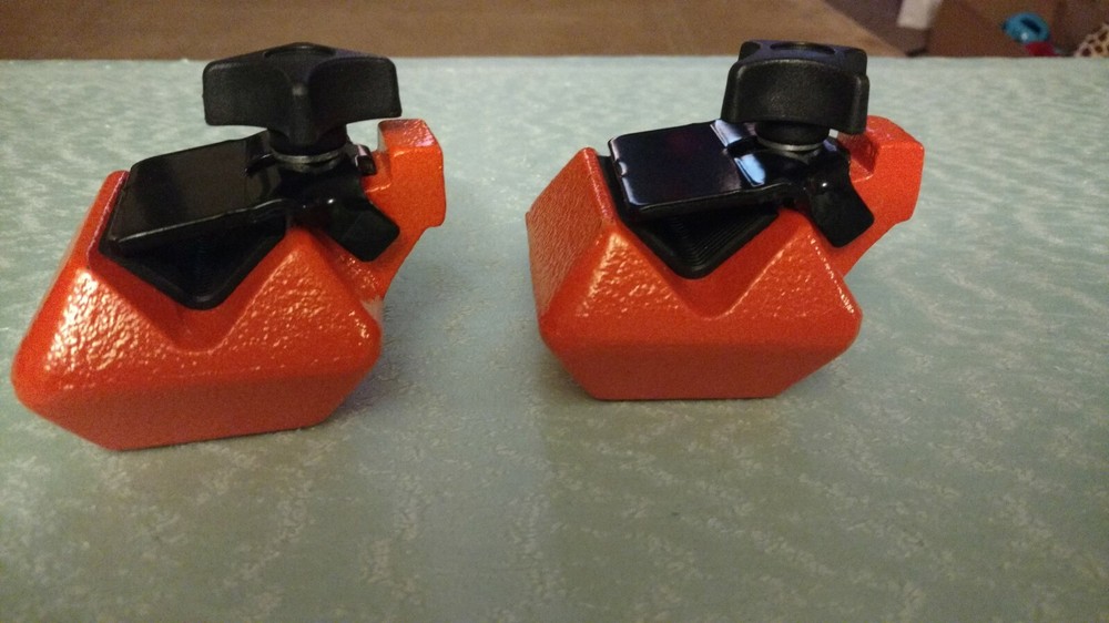 2 weighted clamps. 3 lbs each