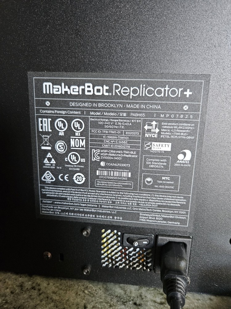 MakerBot Replicator+ 3D Printer PABH65 Good Condition With Working Extruder