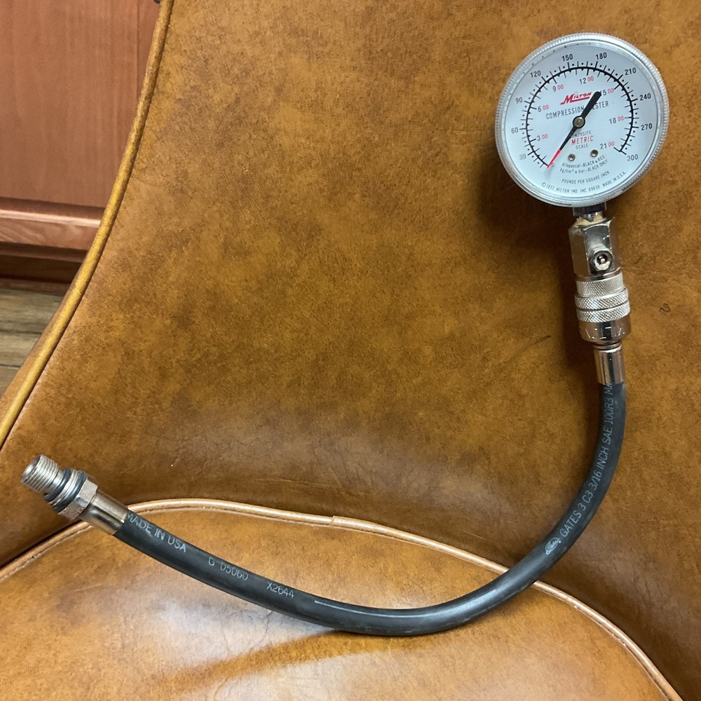 Milton Compression Tester / Hose..