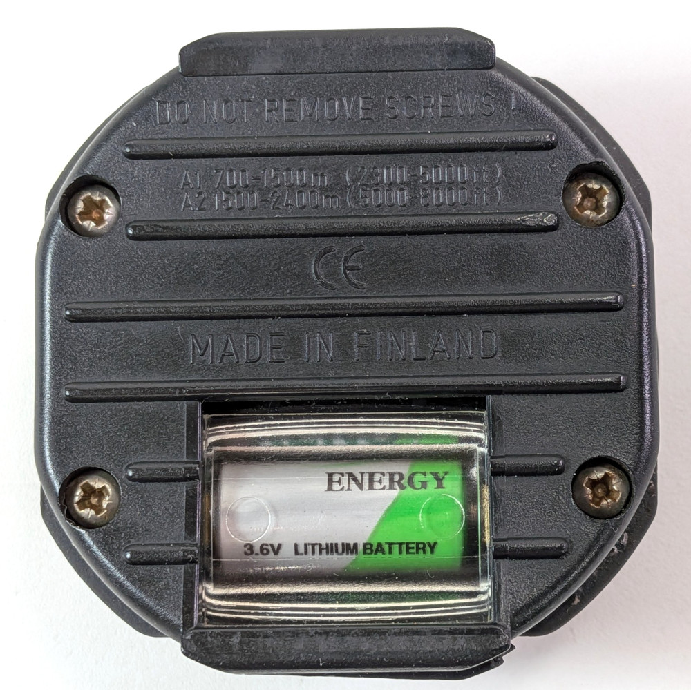 Suunto Solution Nitrox Scuba Dive Wrist Backlit Computer NEW Strap #6140