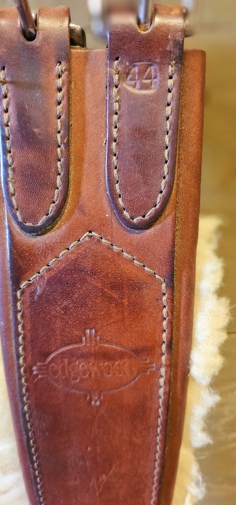 Edgewood 44" Single End Elastic Girth - Sheepskin