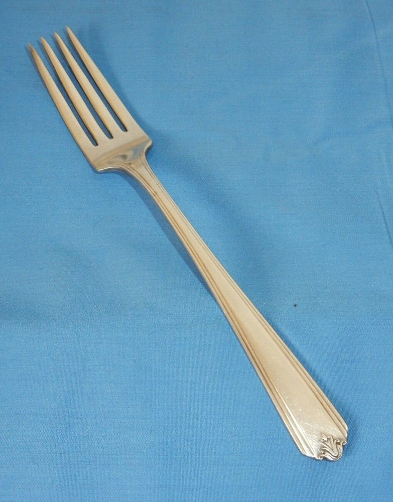 Rogers Oneida Silverplate 1930 Tempo Stoneleigh Dinner Fork