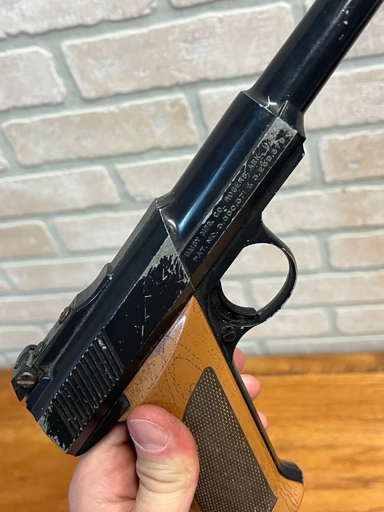 Vintage Daisy C02 200 BB Gun - Untested