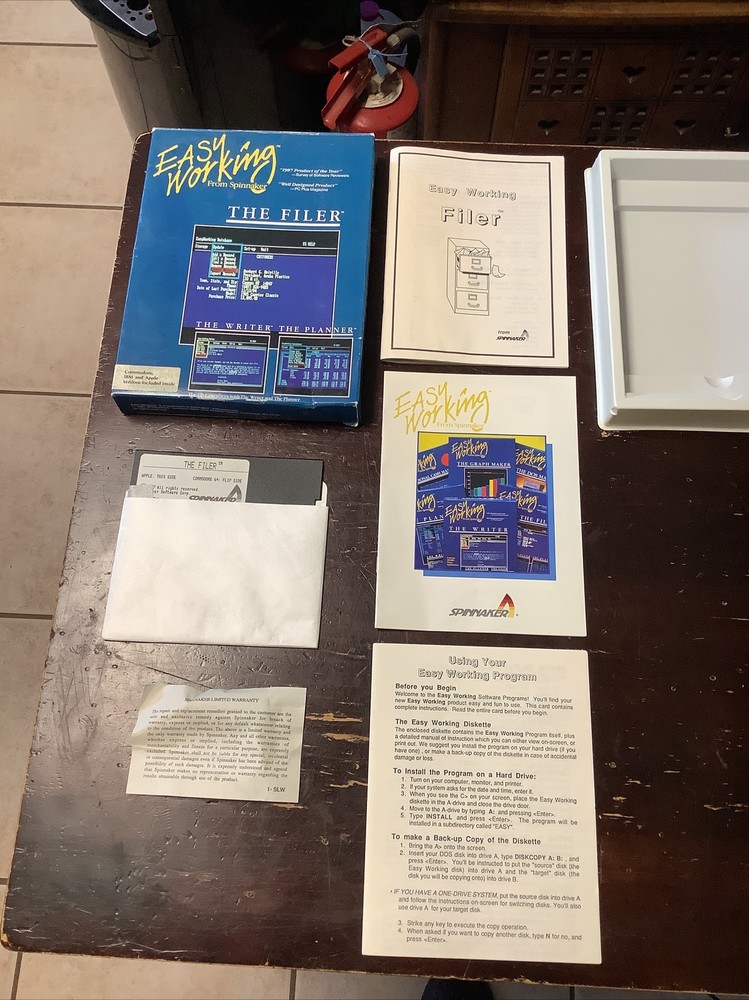 Easy Working From Spinnaker the Filer Commodore IBM & Apple Computer Disk 5.25”