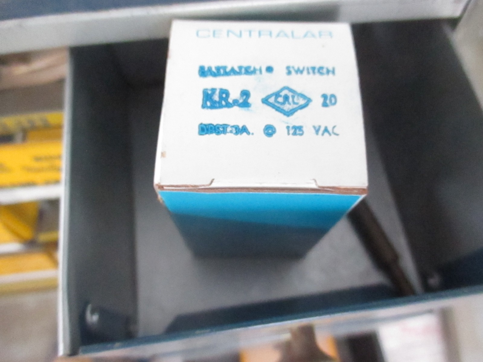 VINTAGE ANTIQUE IRC RADIO TV VOLUMN CONTROL KITS RCA ZENITH CROSLEY MOTOROLA