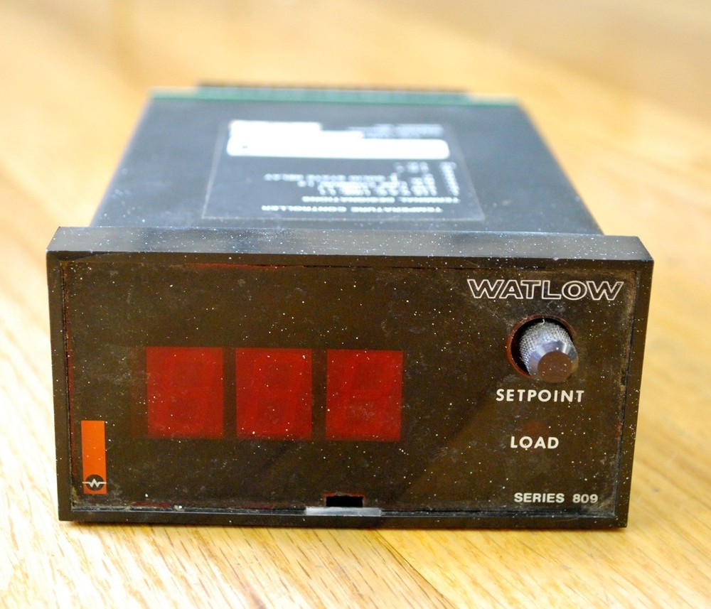 Watlow 809B-0606-0000 Temperature Controller - USED