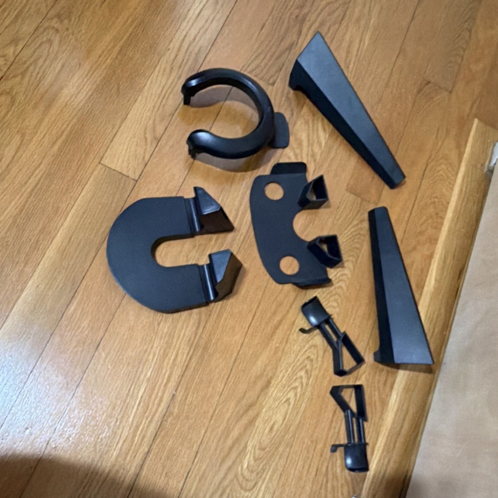 Black stand for Virtual Reality Headset