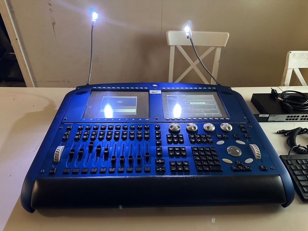 Smashwolf Productions WholeHog 3 Lighting Console