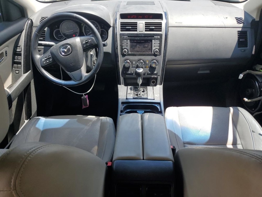 CX-9 2013 Glove Box 4678257