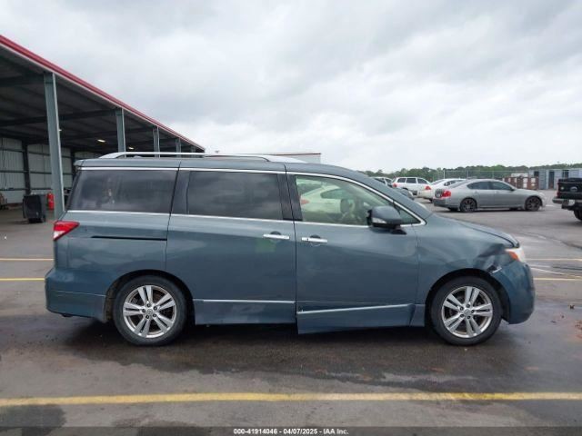 QUEST 2012 Glove Box 4711301