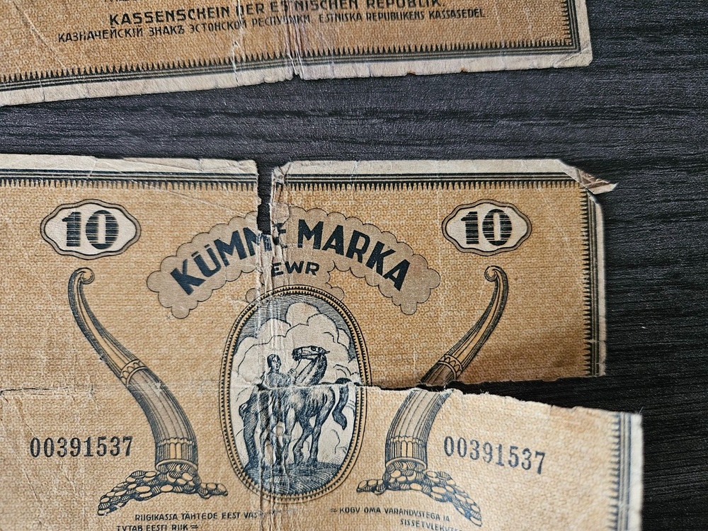 Estonia 10 marka 1919 x 2 banknotes