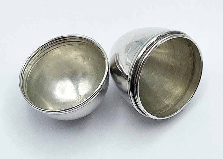 GEORGE II PERIOD SILVER NUTMEG GRATER c1745 EGG DESIGN MAKER SM