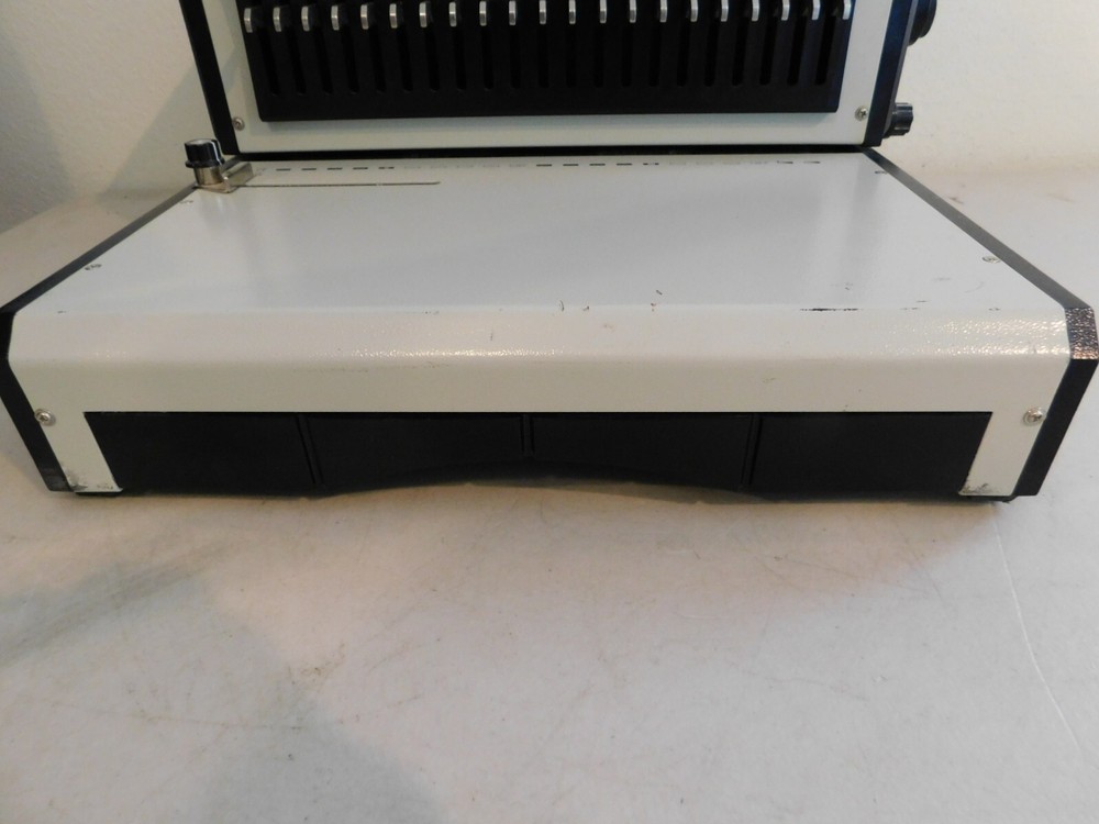 Akiles AlphaBind-CM Comb Binding Machine & Punch 12-inch - Read