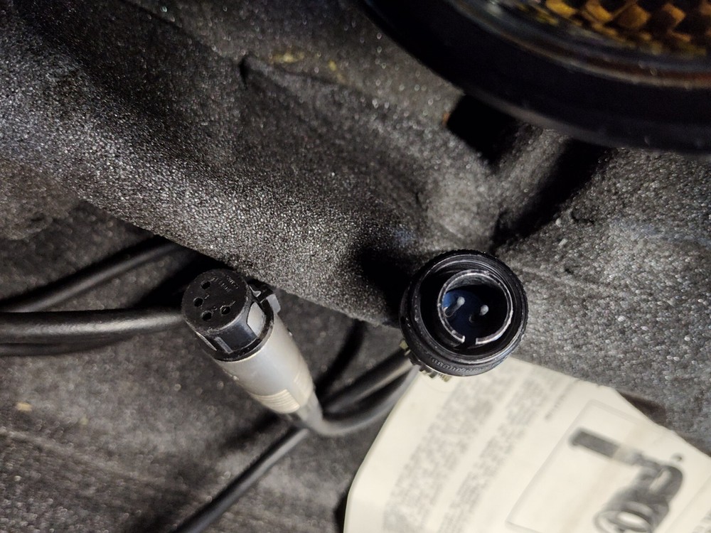 Ultralight 2 Anton Bauer Untested handheld w/case