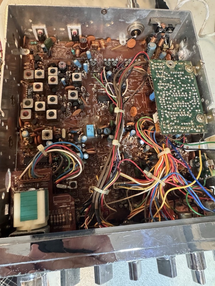 Connex 3300 CB Radio