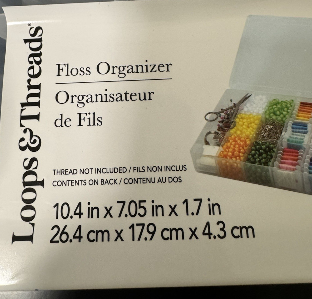 Loops & Threads Clear Plastic Floss Organizer 17 Compartments 50 Bobbins