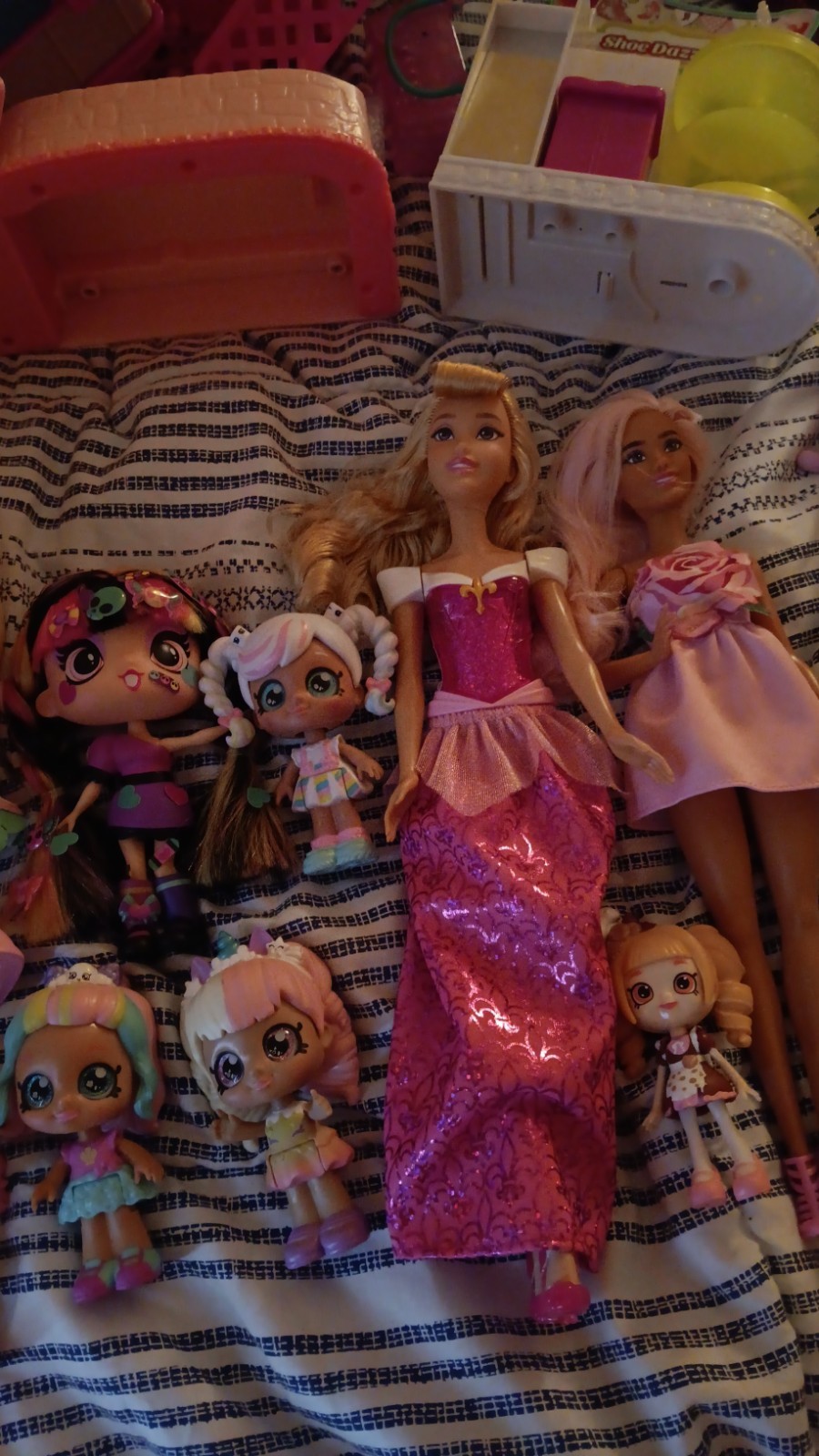 Large Toy Lot of 200+ Shopkins Num Noms Dolls Barbie Kindi Kids Lalaloopsy Play