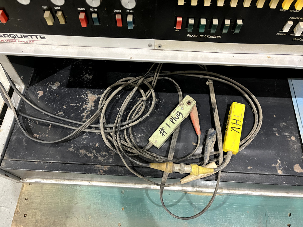 Marquette model 40-276 Engine Analyzer