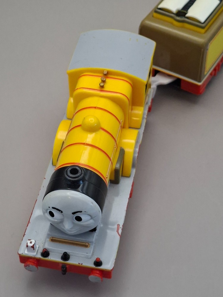 Molly Trackmaster Train Motorized 2005 Mattel - Thomas Trackmaster - WORKING
