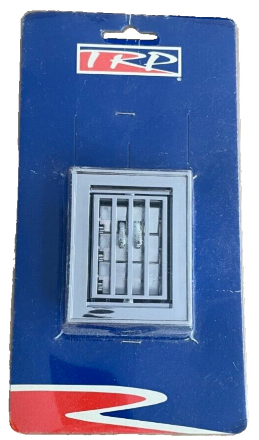 AFTERMARKET PETERBILT SMALL ADJUSTABLE VENT PANEL TRP-MC301