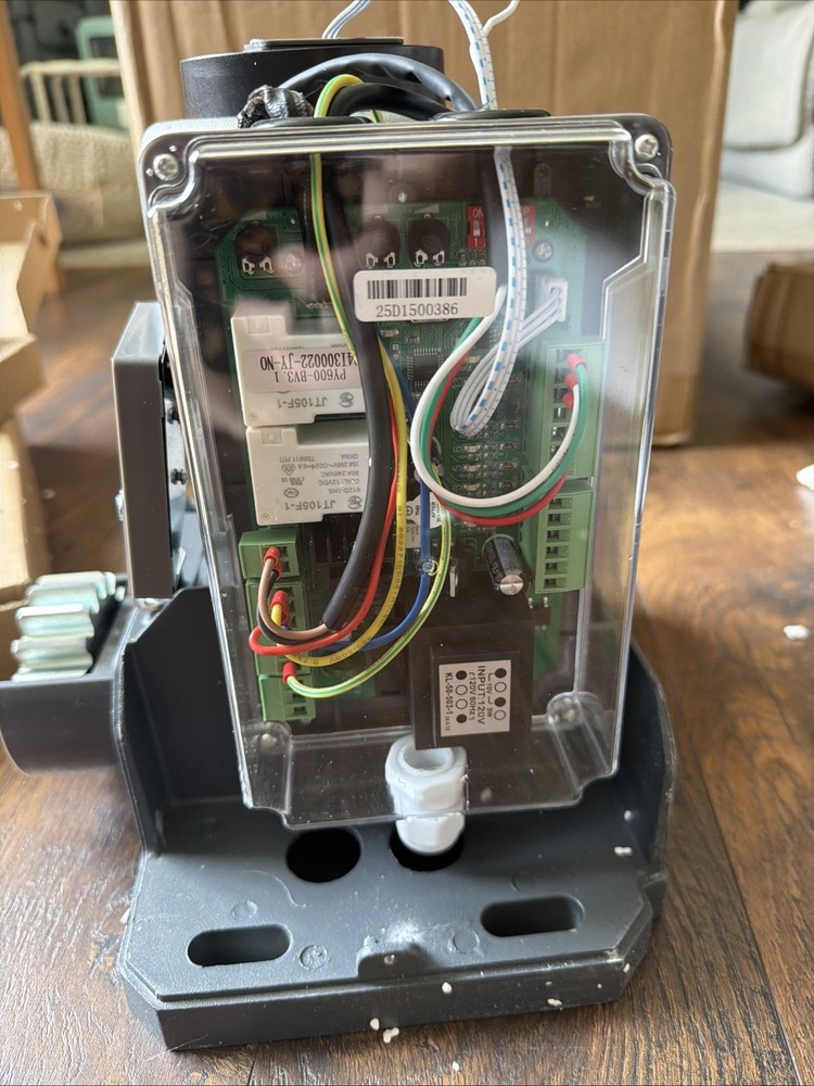 Co-Z Sliding Gate Opener