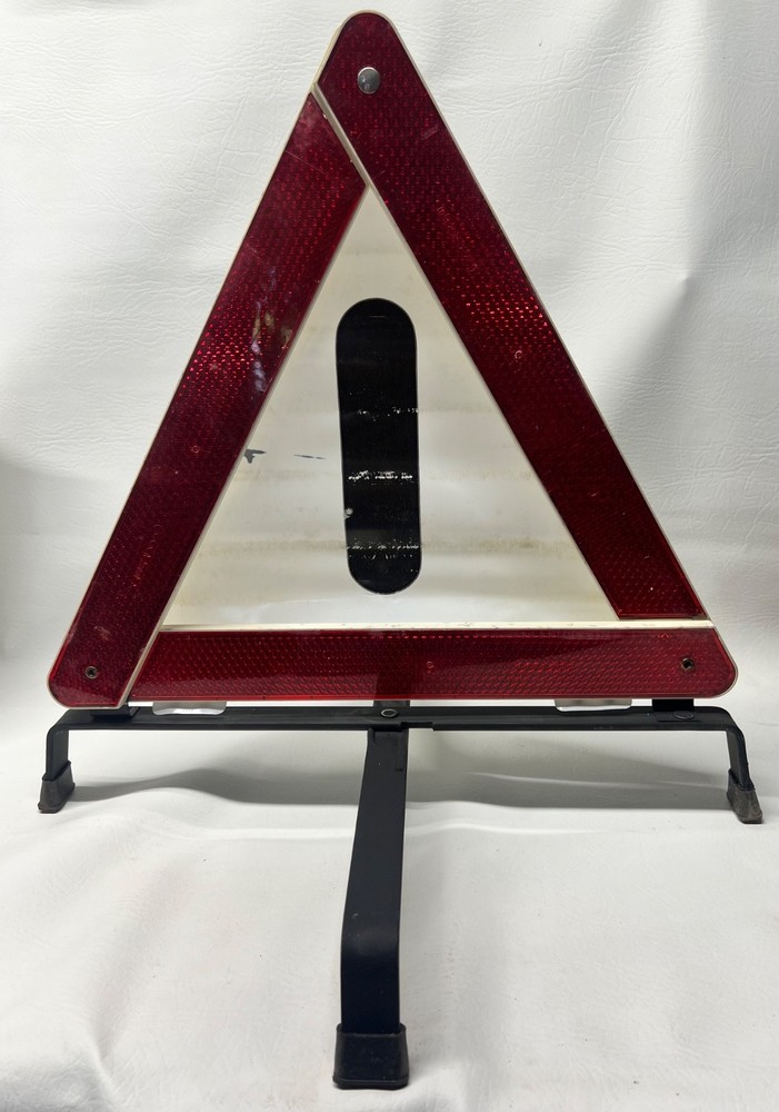 BMW Warning Triangle nach StVZO