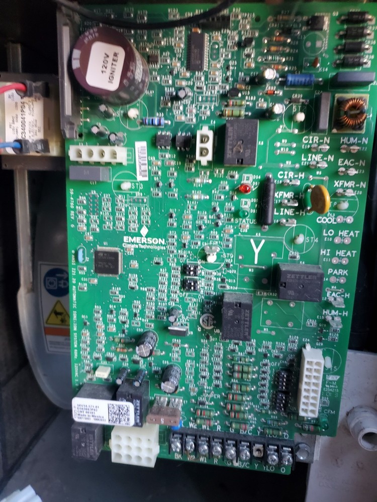 Trane XV95 control board
