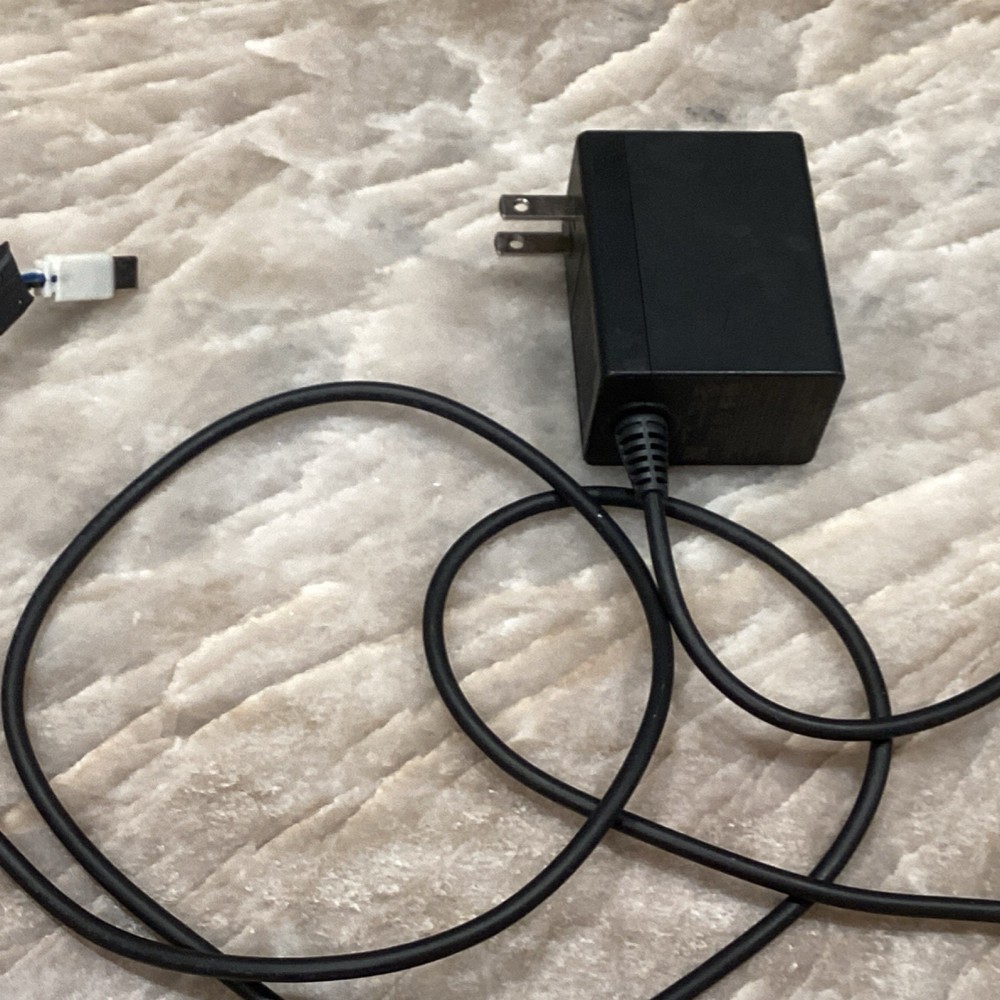 Nintendo Switch Console Pro Controller, Case, Charger, NBA 2K18