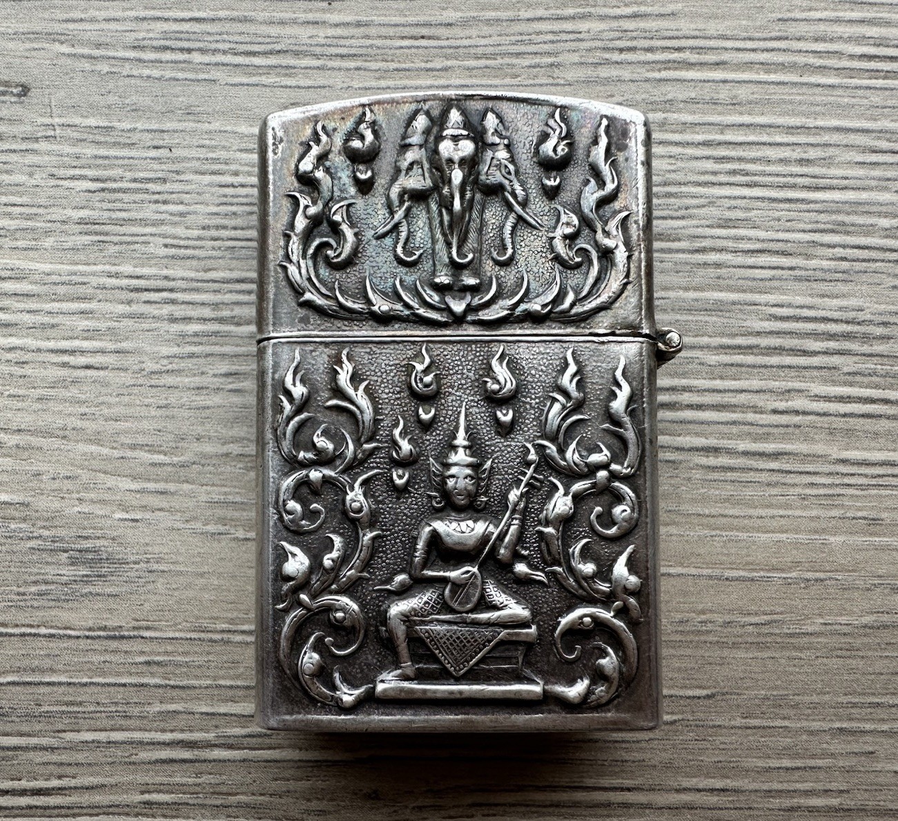 SIAM STERLING SILVER LIGHTER CASE WITH 16-HOLE ZIPPO INSERT