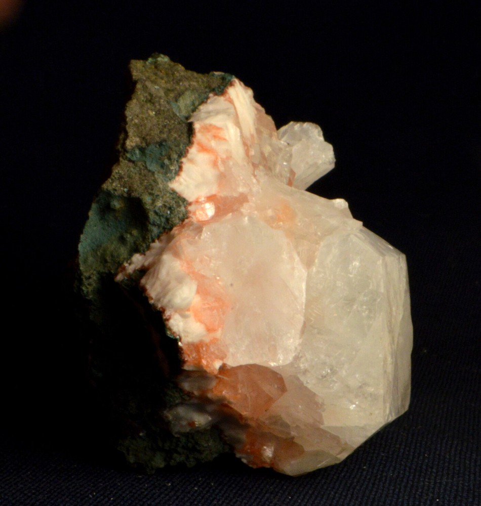 #6925 Apophyllite & Stilbite - India