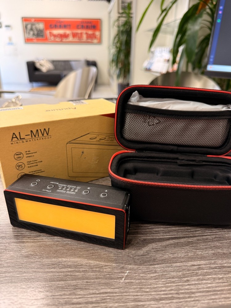 Aputure AL-MW Mini Waterproof LED *Open Box*