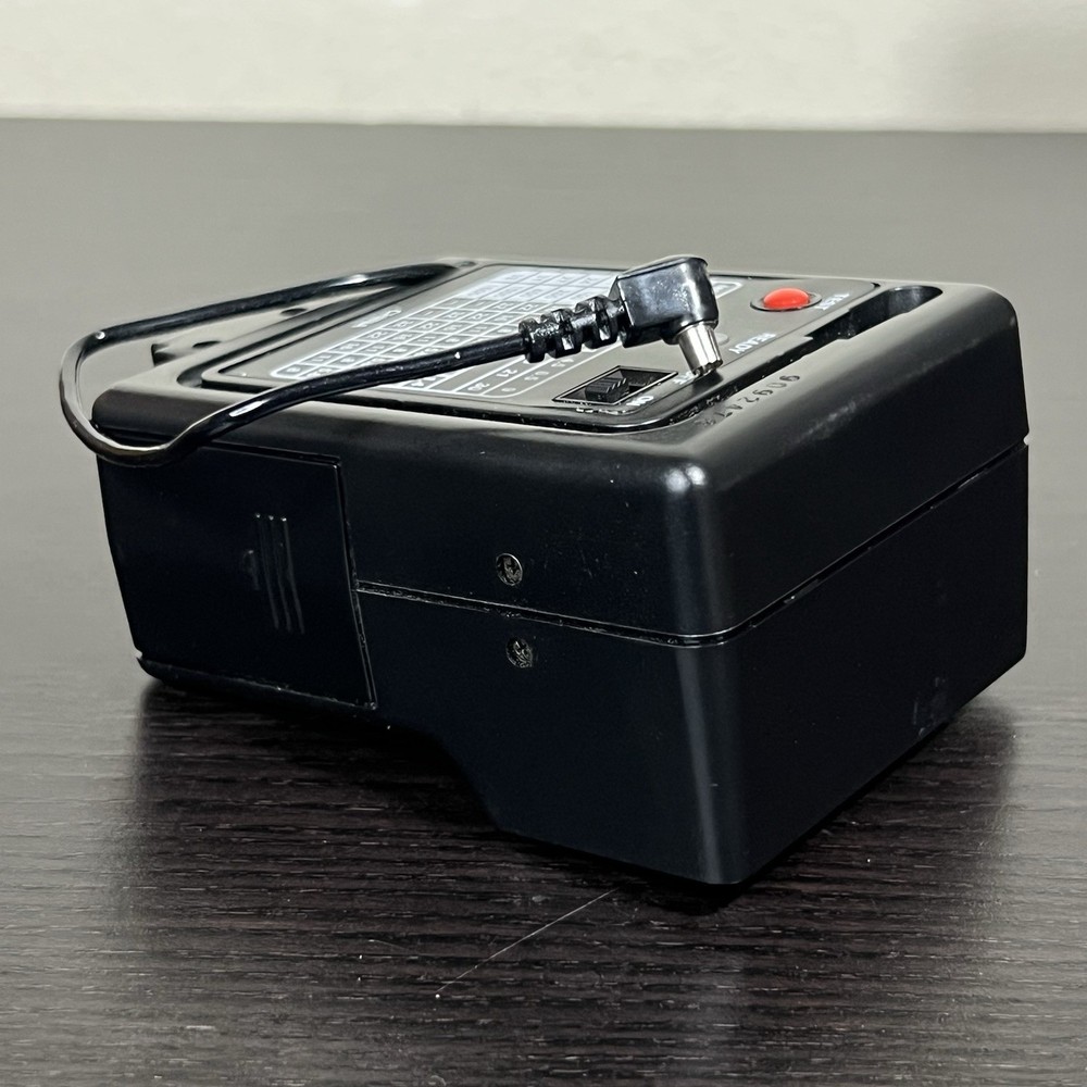 Vivitar 1900 Electronic Camera Flash