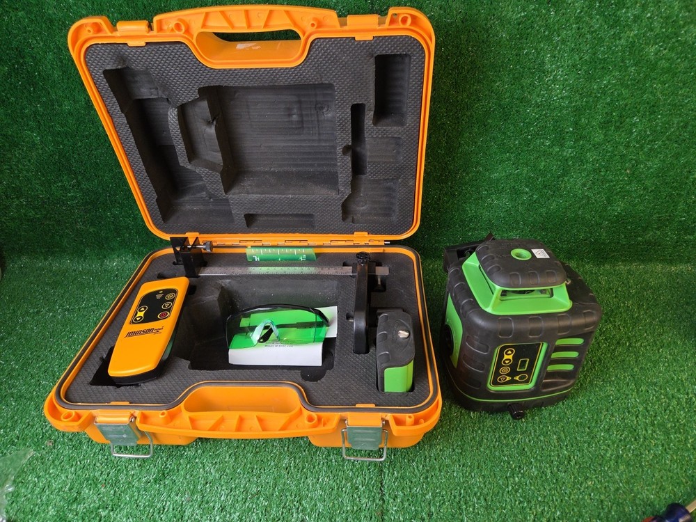 Johnson 40-6543 Self ­Leveling Rotary Laser Kit