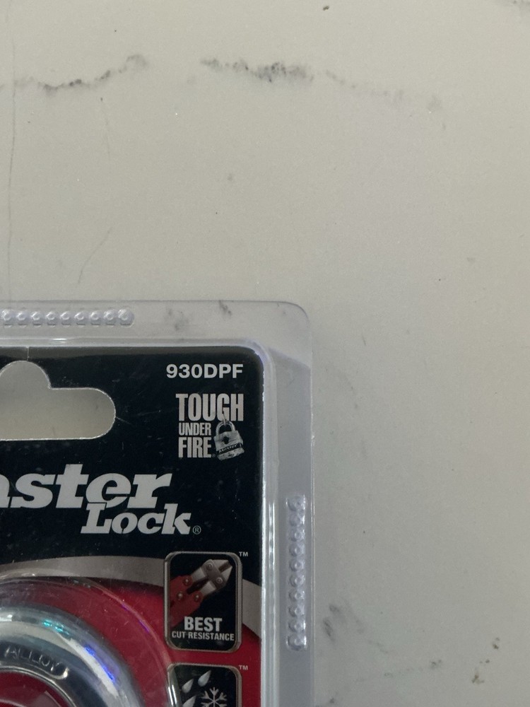 Master Lock 930DPF High Security Steel Padlock Boron Alloy Shackle