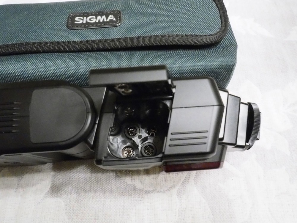 Sigma EF-500 DG Super with Case