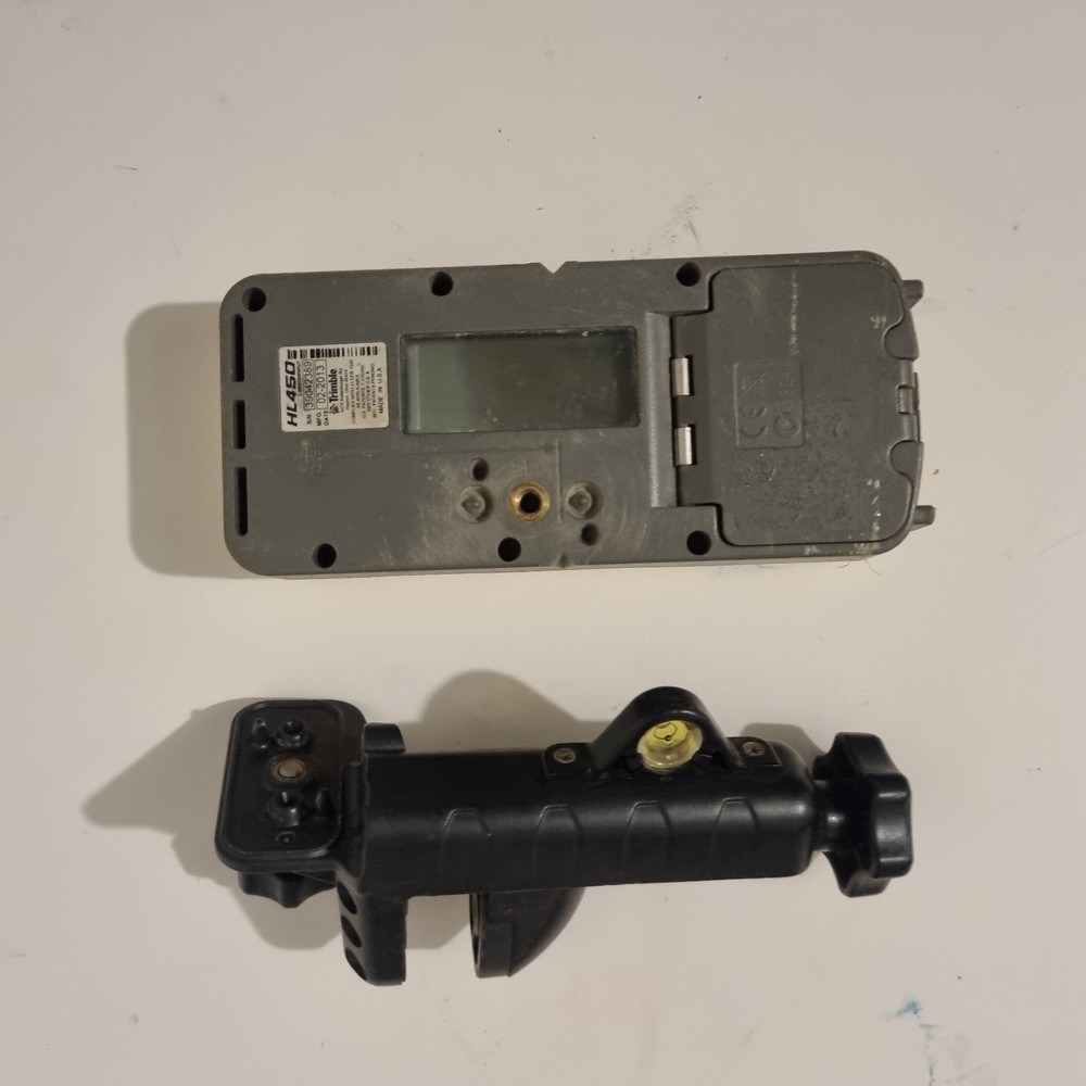 TRIMBLE HL-450 LASER RECEIVER