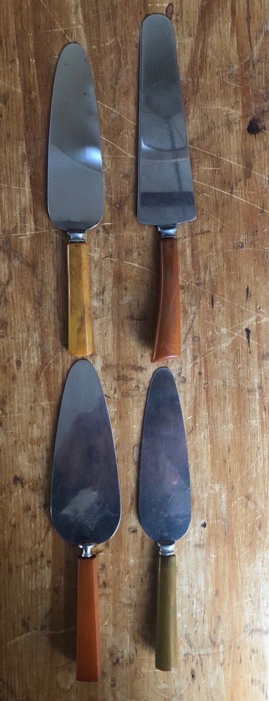 4 Bakelite Servers Modernist Mid-Century MCM