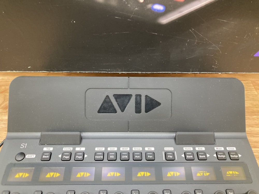 AVID S1 COMPACT 8-FADER CONTROL SURFACE-GOOD CONDITION!!!!