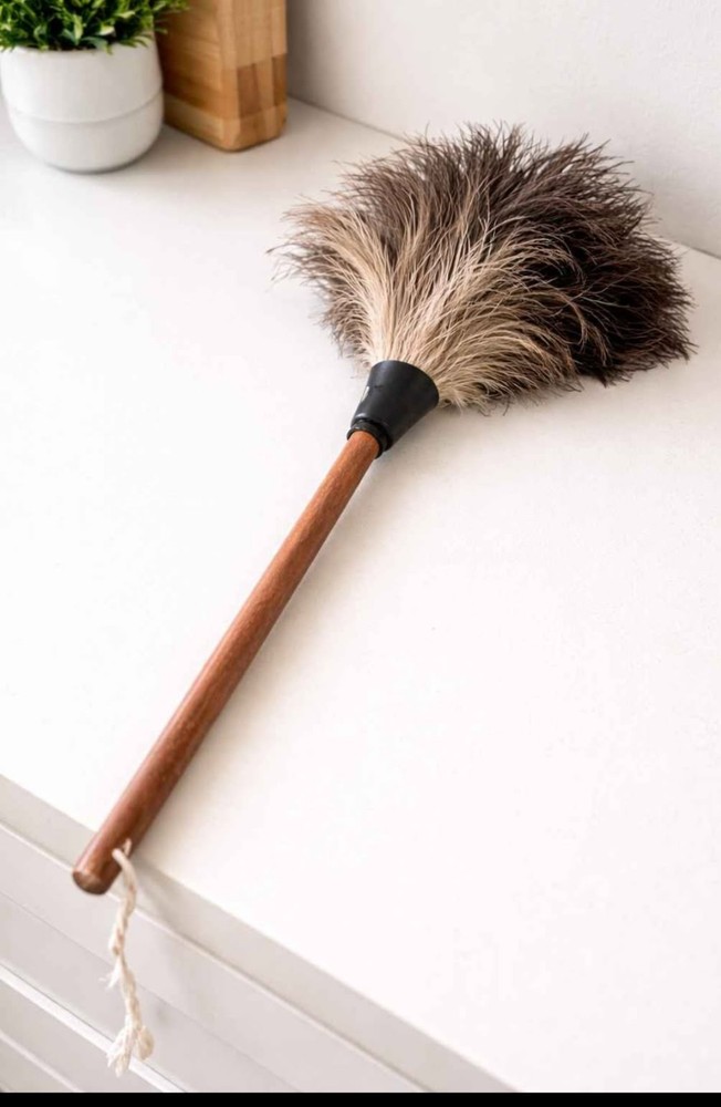 12 Inch Handle Ostrich Feather Duster