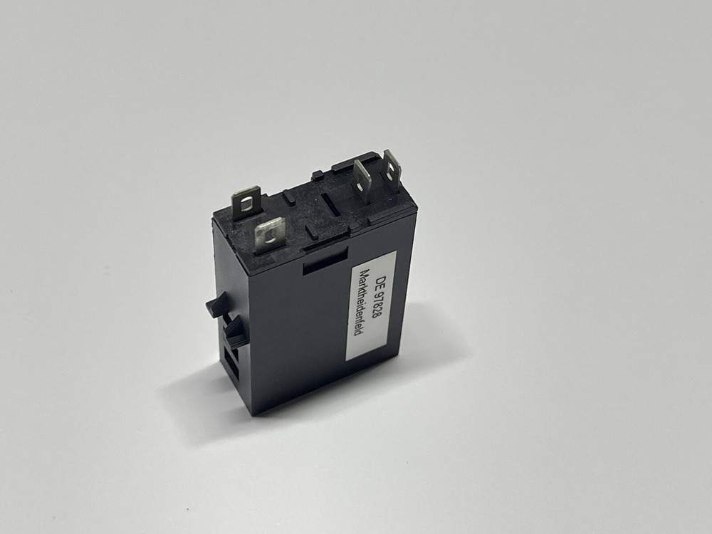 Schneider Modicon ABS7-EC3B2 Type 2 Plug In Solid State Relay 24VDC 072080