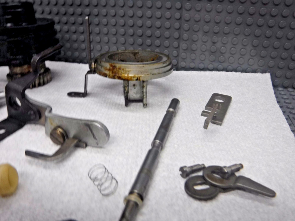 Singer 600E Sewing Machine Top Hat Cam Stack Assembly Vintage