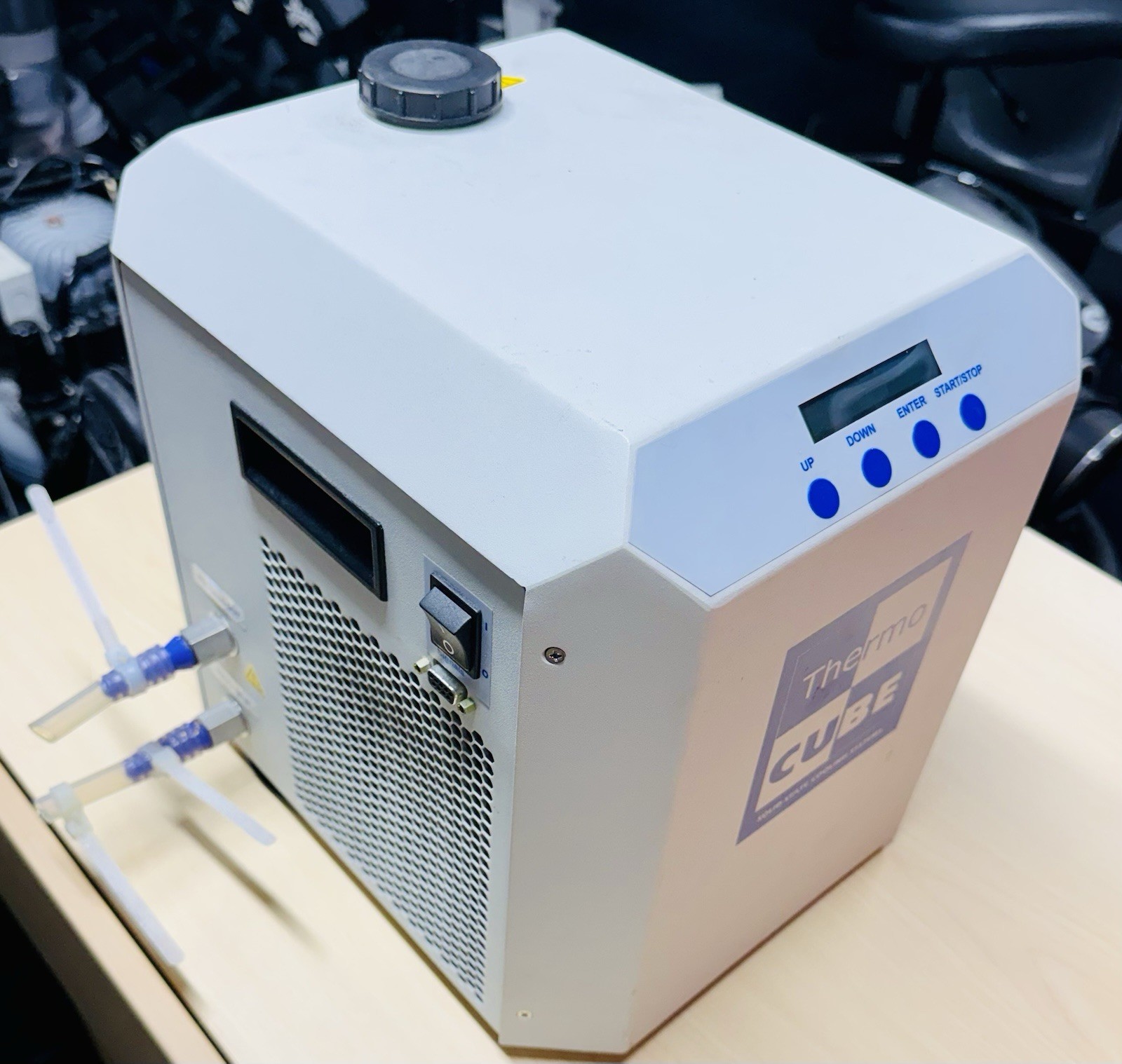 Solid State Cooling Systems SSCS Thermo Cube Recirculating TEC Chiller