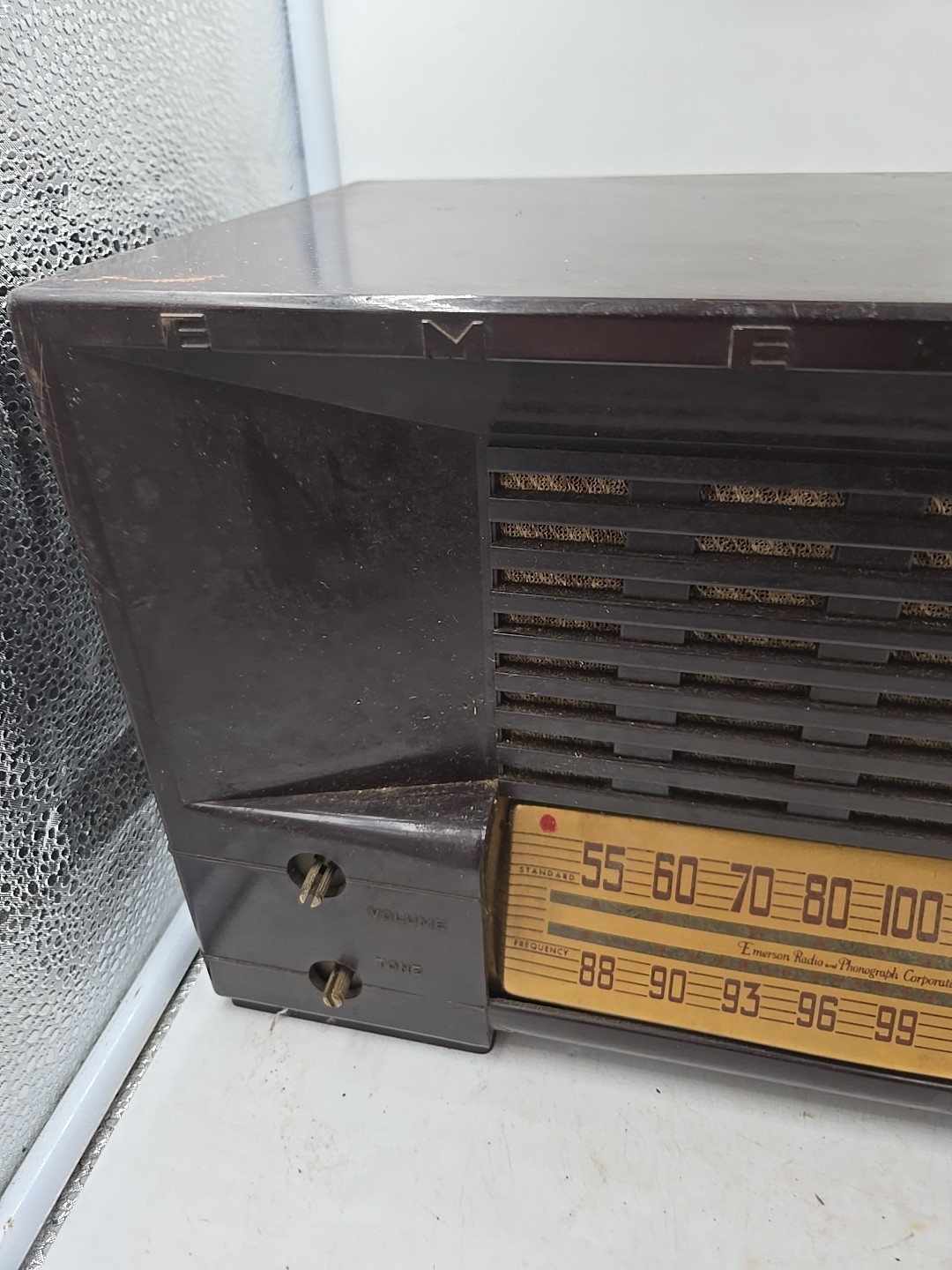 Vintage Emerson Fm Am Tube Radio Model 557 For Parts And Repair