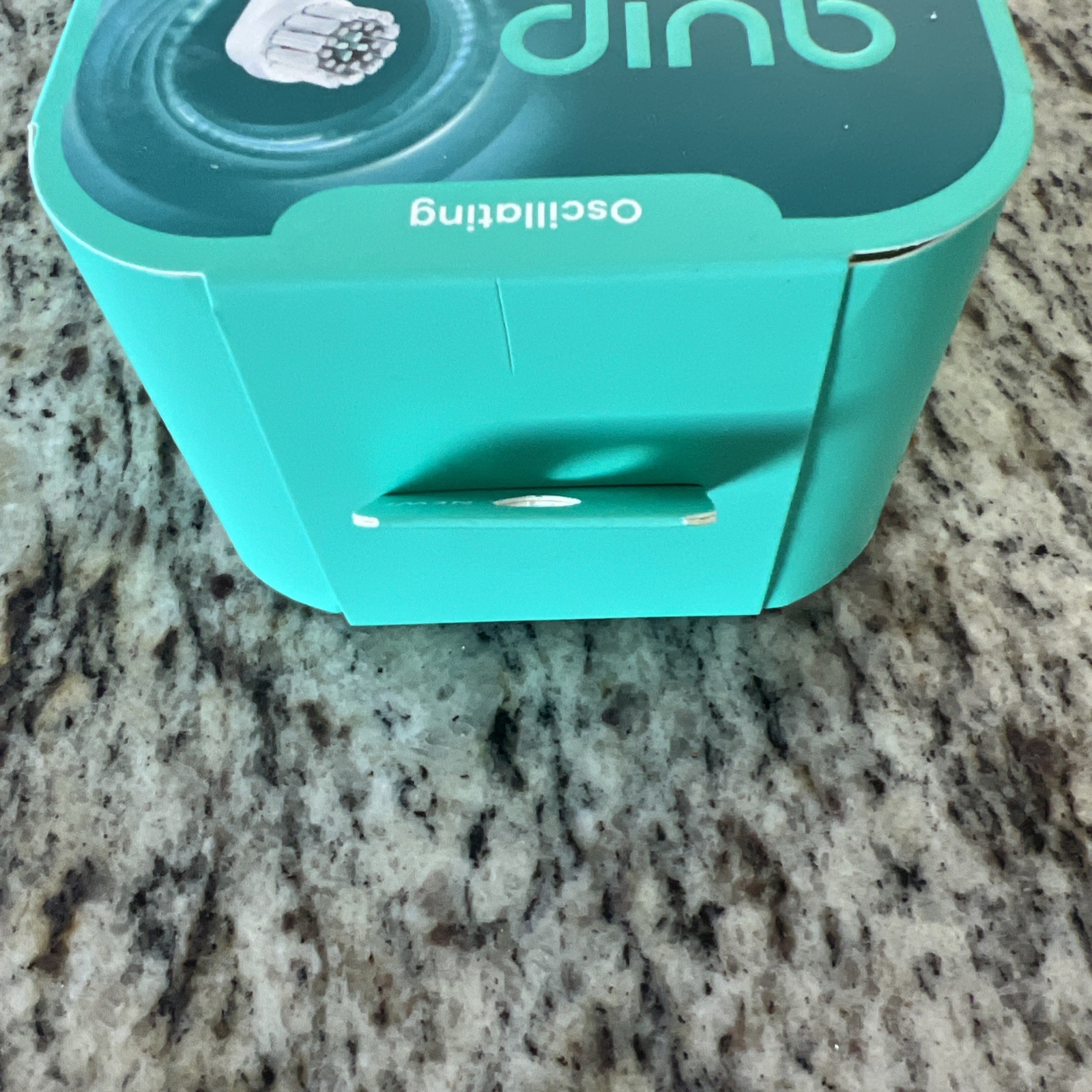 Quip 360 Oscillating Toothbrush Rechargeable w/ Traveling Case-White/Silver!