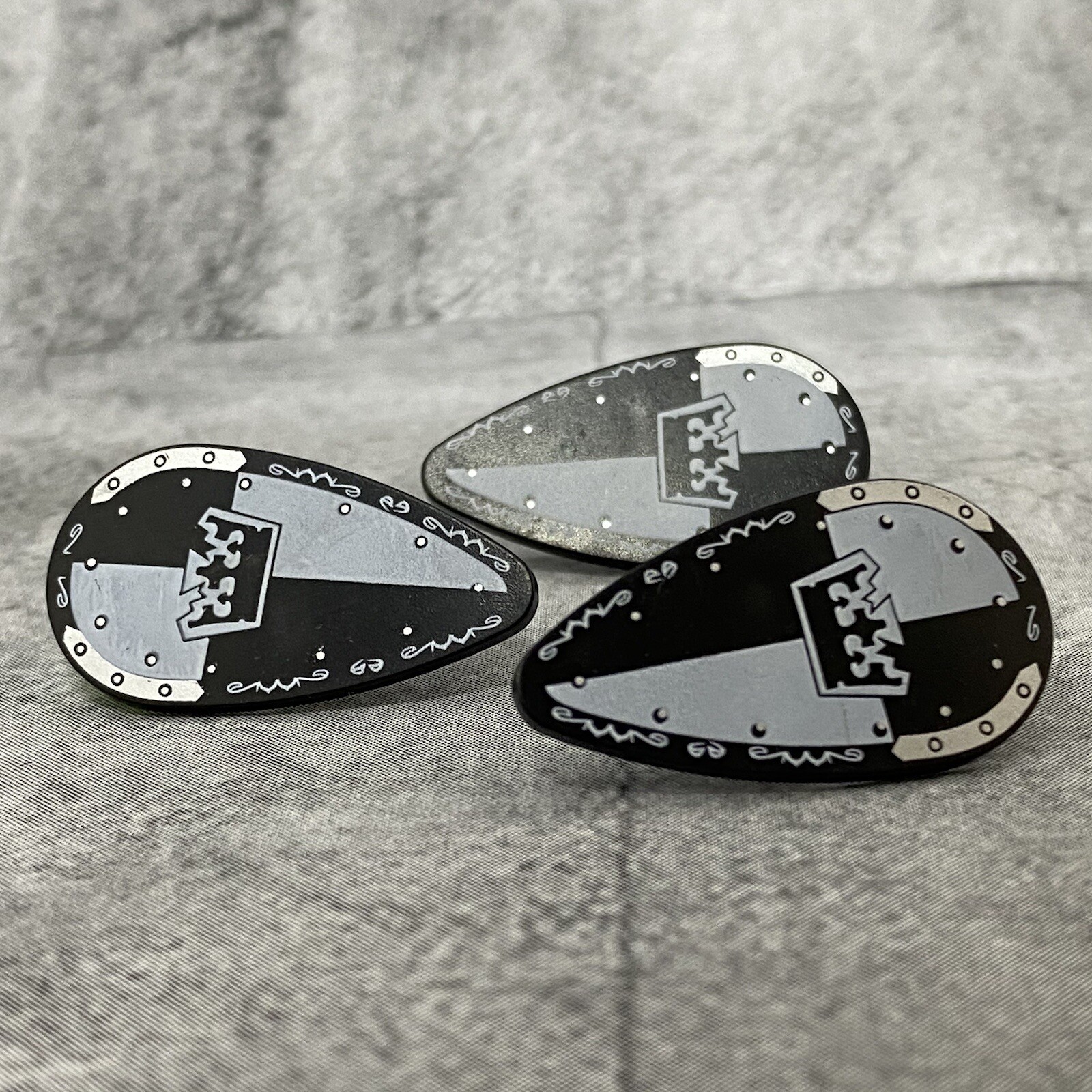 3pack Custom Classic Crown Shield Blocks Accessories for lego Minifigures D7DPA9