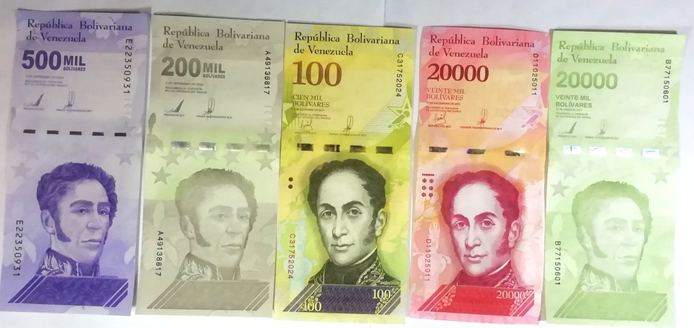Banknotes Venezuela, 21 Notes, Various Years, UNC.