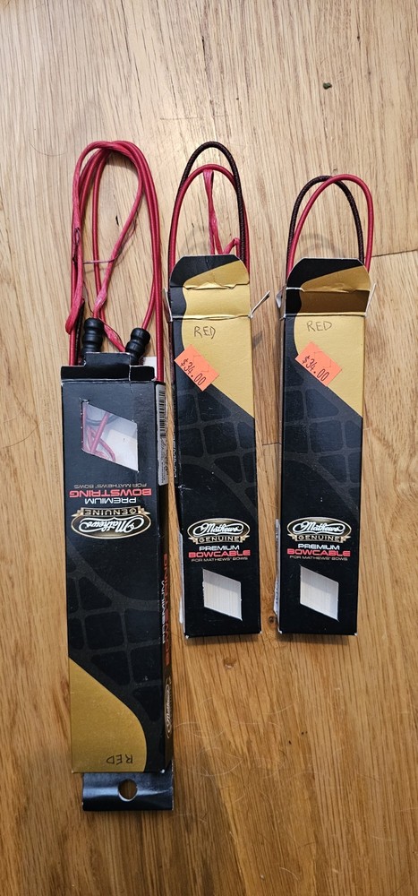 MATHEWS MONSTER MR String 62 3/4" & 2 Cables 30 3/8"