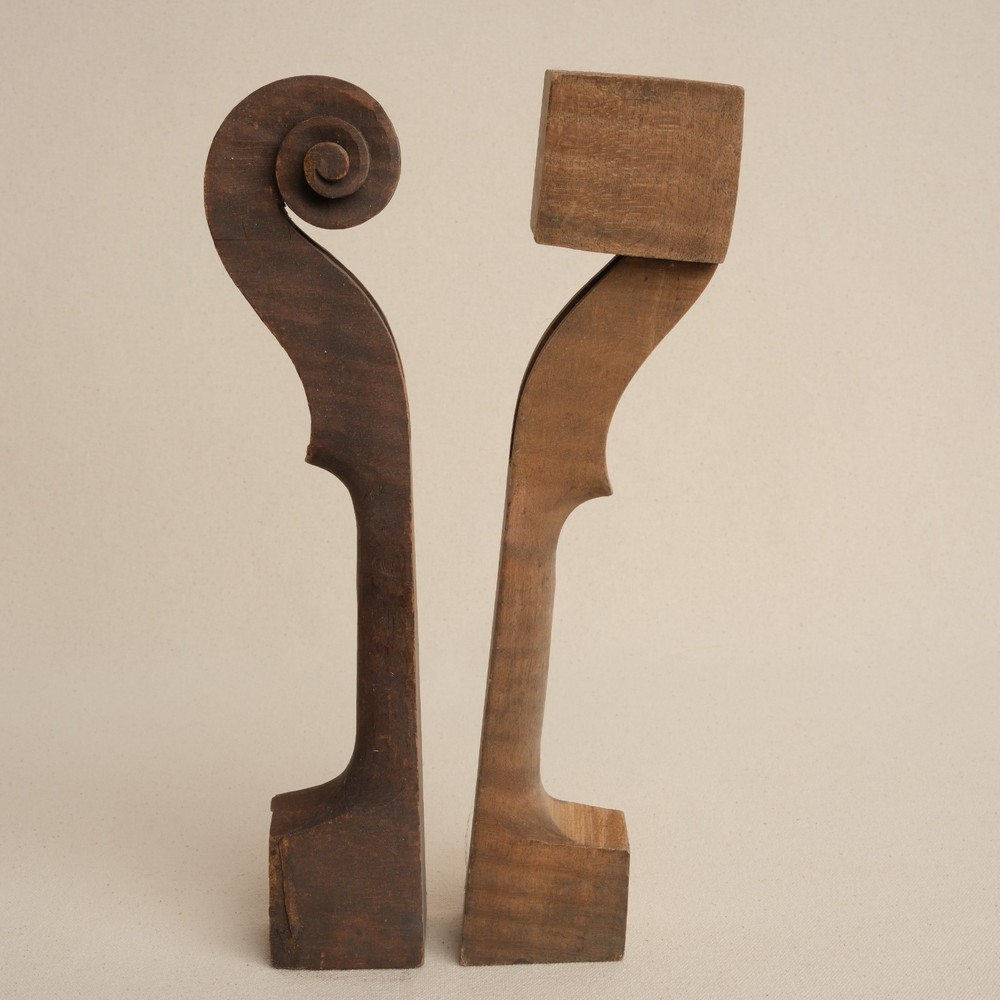 2 Old 4/4 Violin Scrolls Necks #VB272
