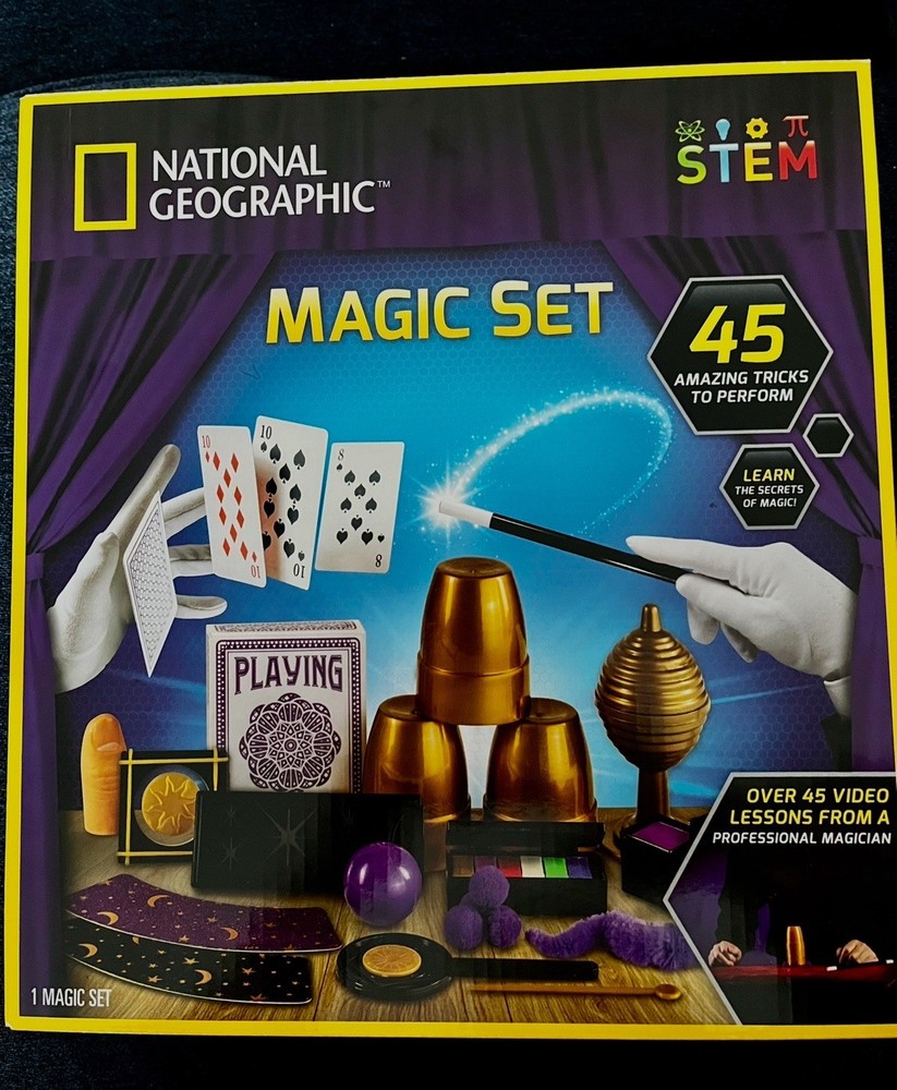 NEW Stem-National Geographic MAGIC SET- 45 Magic tricks & Online Tutorial Video!